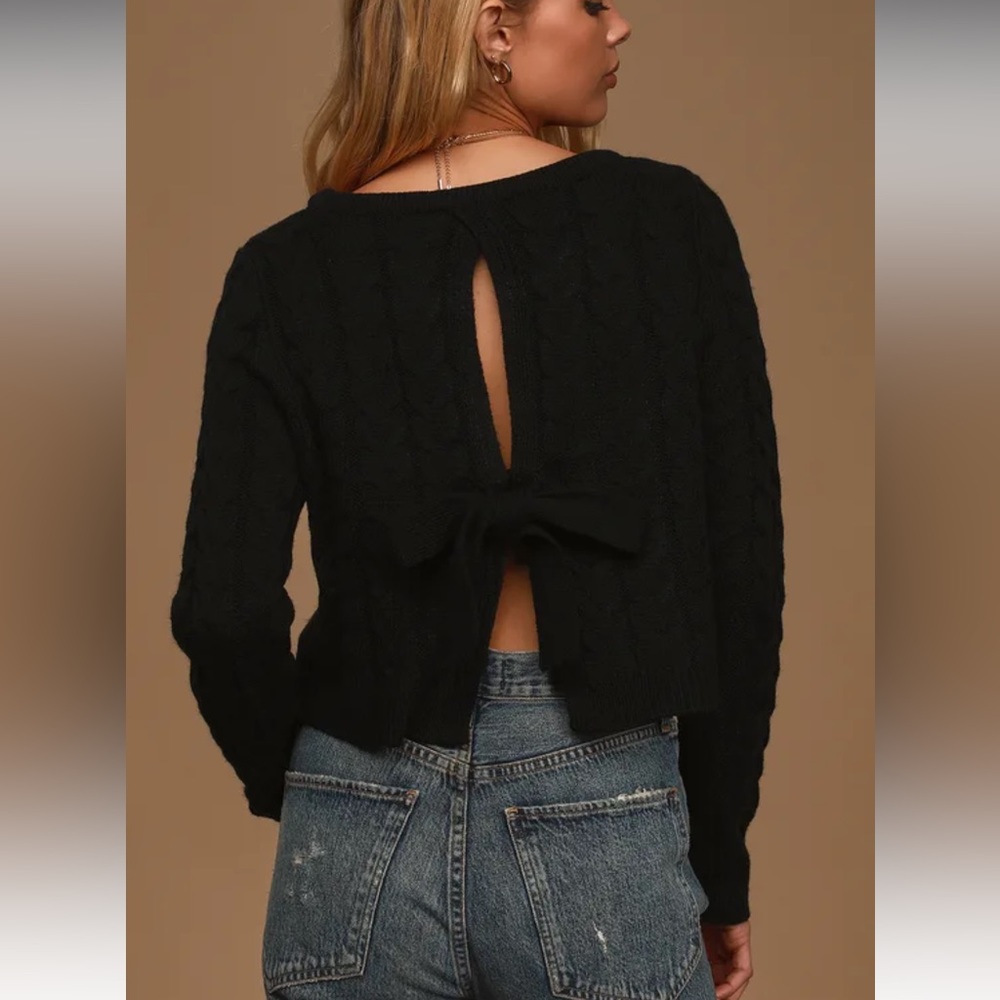 NWOT Lulu’s Tenderhearted Black Cable Knit Tie-Back Sweater, Size XS